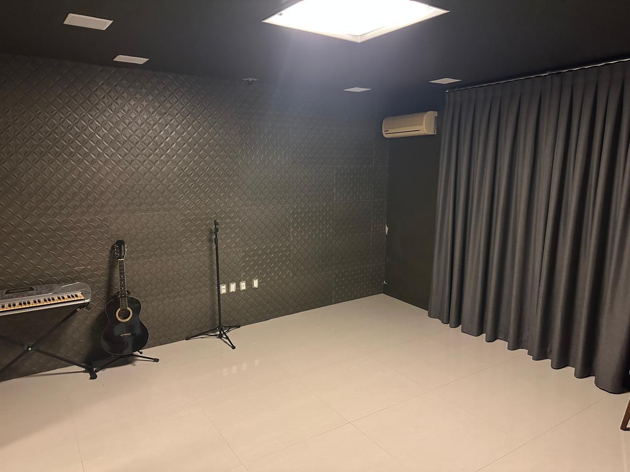Home theater / estúdio